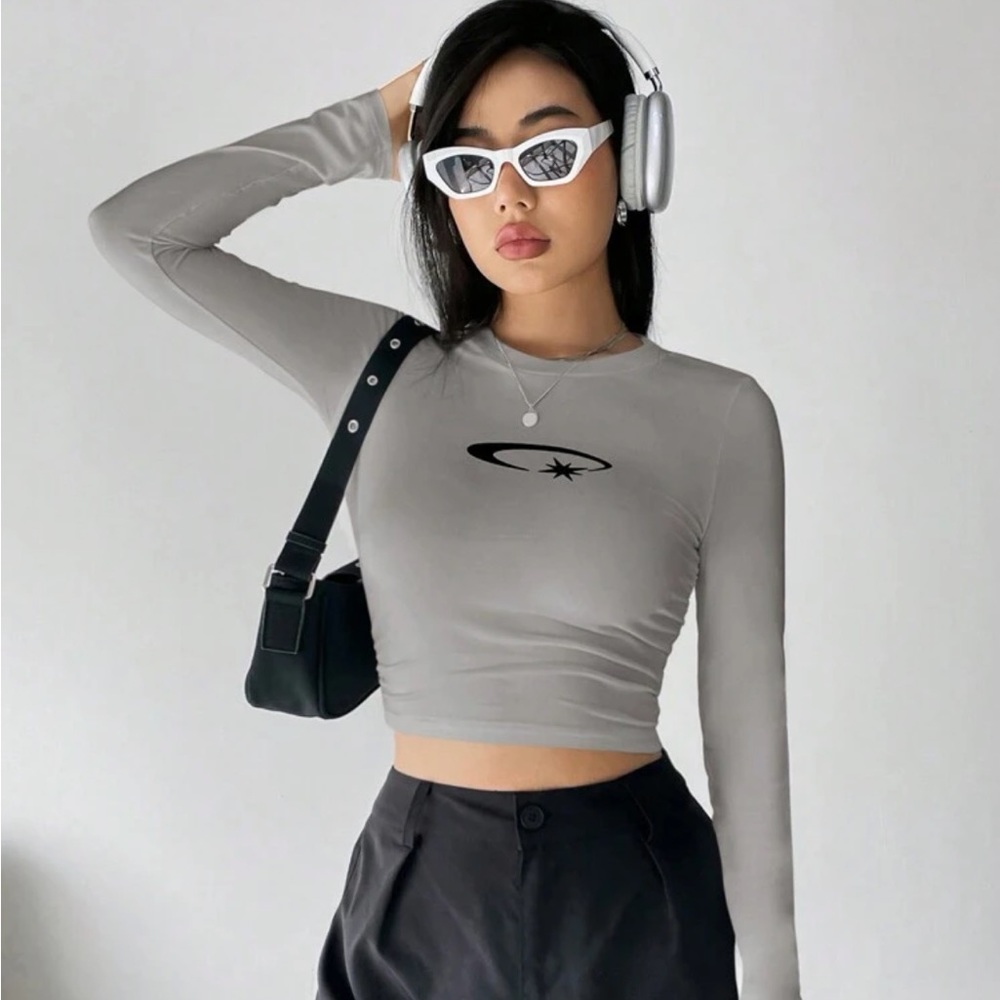 Graphic Print Tee ❤️